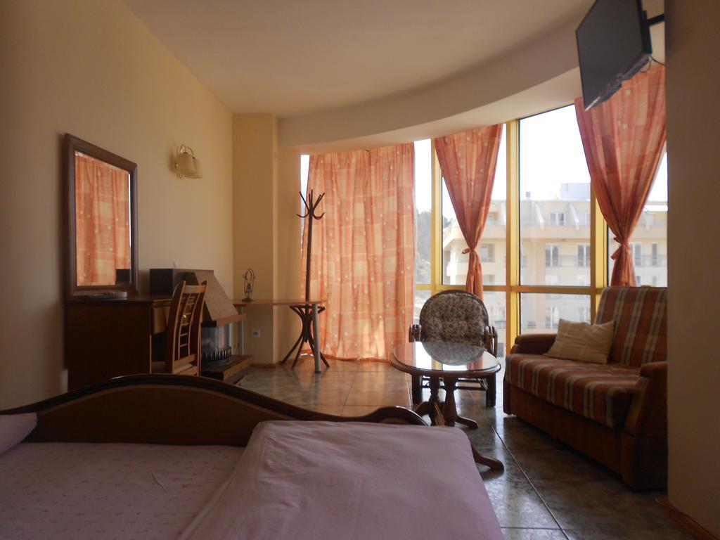 Montenegrin Innオフリド エクステリア 写真